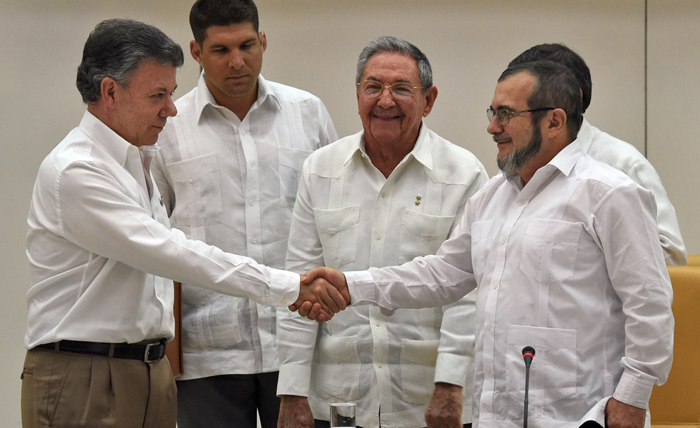 Gobierno de Colombia y Farc acuerdan superar dificultades y retomar diálogo