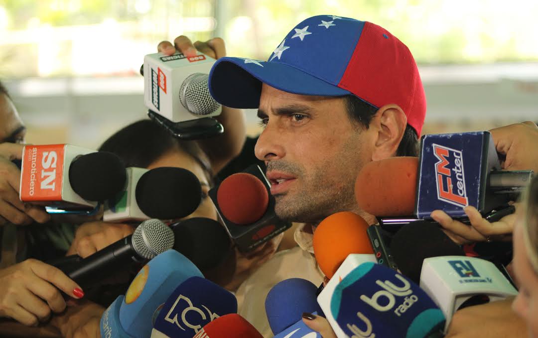 Capriles: Gobierno gasta $480 millones en aviones de guerra mientras el país pasa hambre