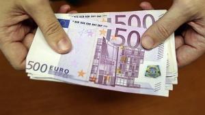 Mujer de 85 años destruye antes de morir casi un millón de euros en billetes