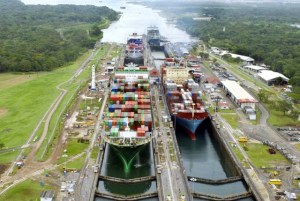 El Canal de Panamá celebra 16 años en manos de la nación centroamericana