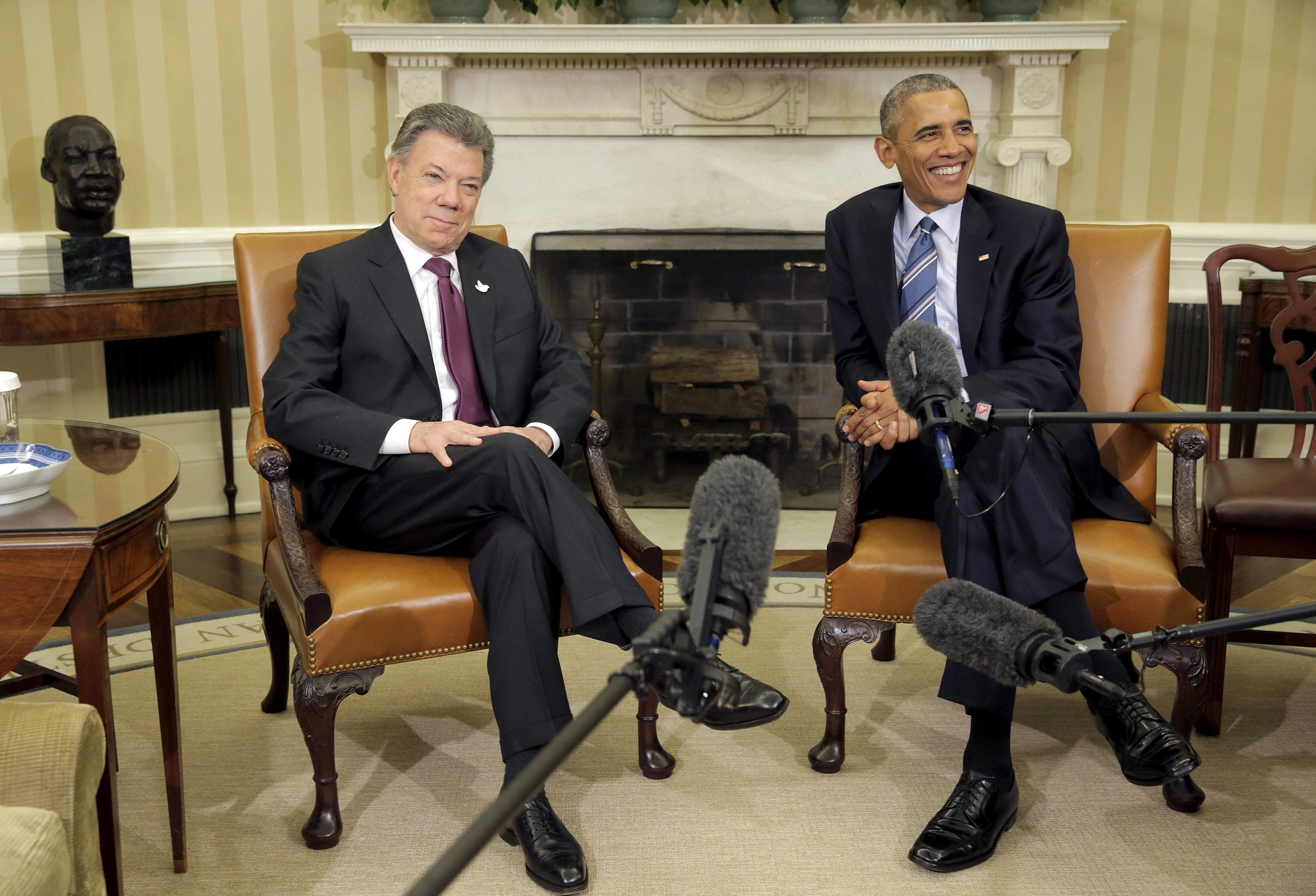 Obama presenta plan de 450 millones de dólares para financiar paz en Colombia
