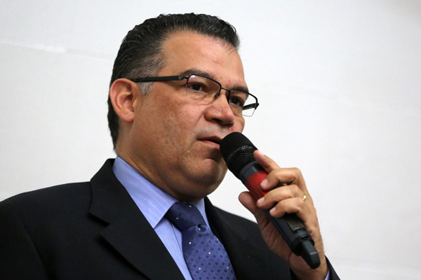 Enrique Márquez: No ha existido corrupción más profunda ni saqueo más bárbaro que el de estos últimos años