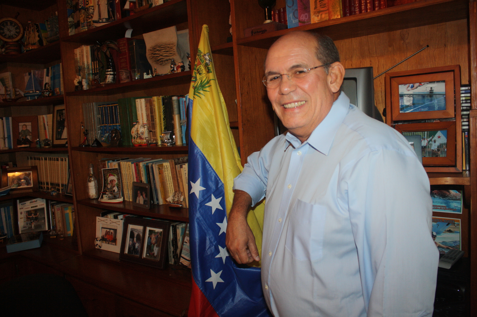 González Moreno: TSJ actúa como “muro de contención” a los cambios en el país
