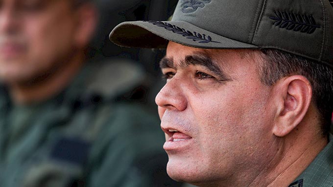 “Padrino López debe quitarse el uniforme si quiere hacer política”