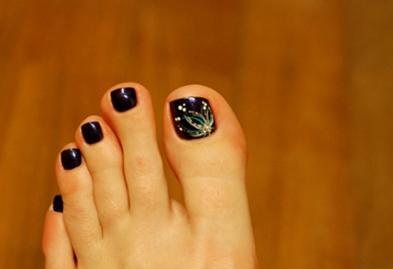 ¿Te da flojera pintarte las uñas de los pies?.. Esta es la solución (FOTO)