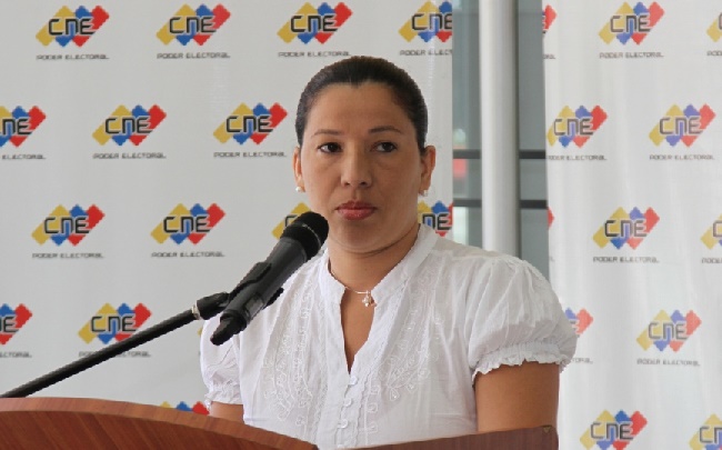 Rectora Tania D’ Amelio: Toda Venezuela sabe que el revocatorio es para el 2017