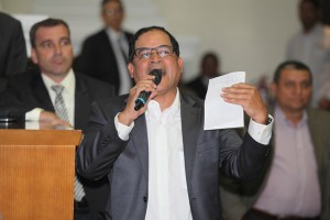 Carlos Valero: El gobierno pretende distribuir lo que no produce