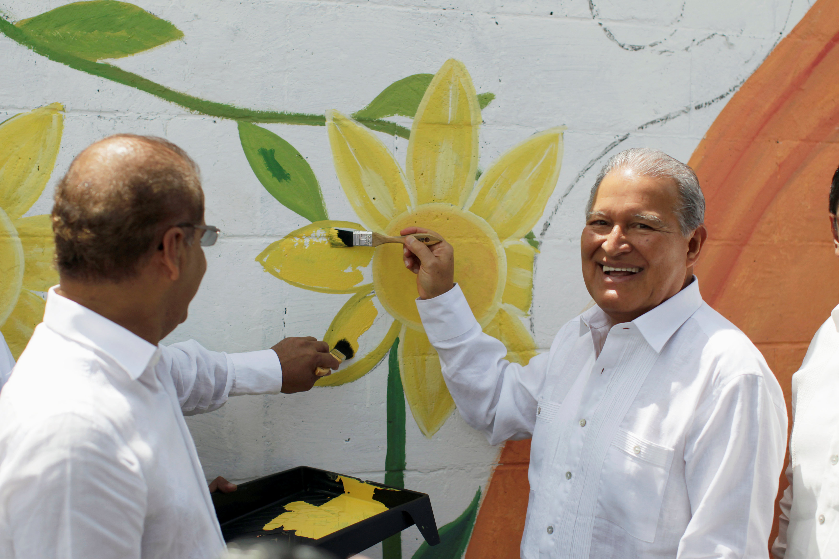 Presidente de El Salvador pide unidad de la izquierda latinoamericana