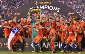 Chile campeón de la Copa América en penales con fallo de Messi por Argentina