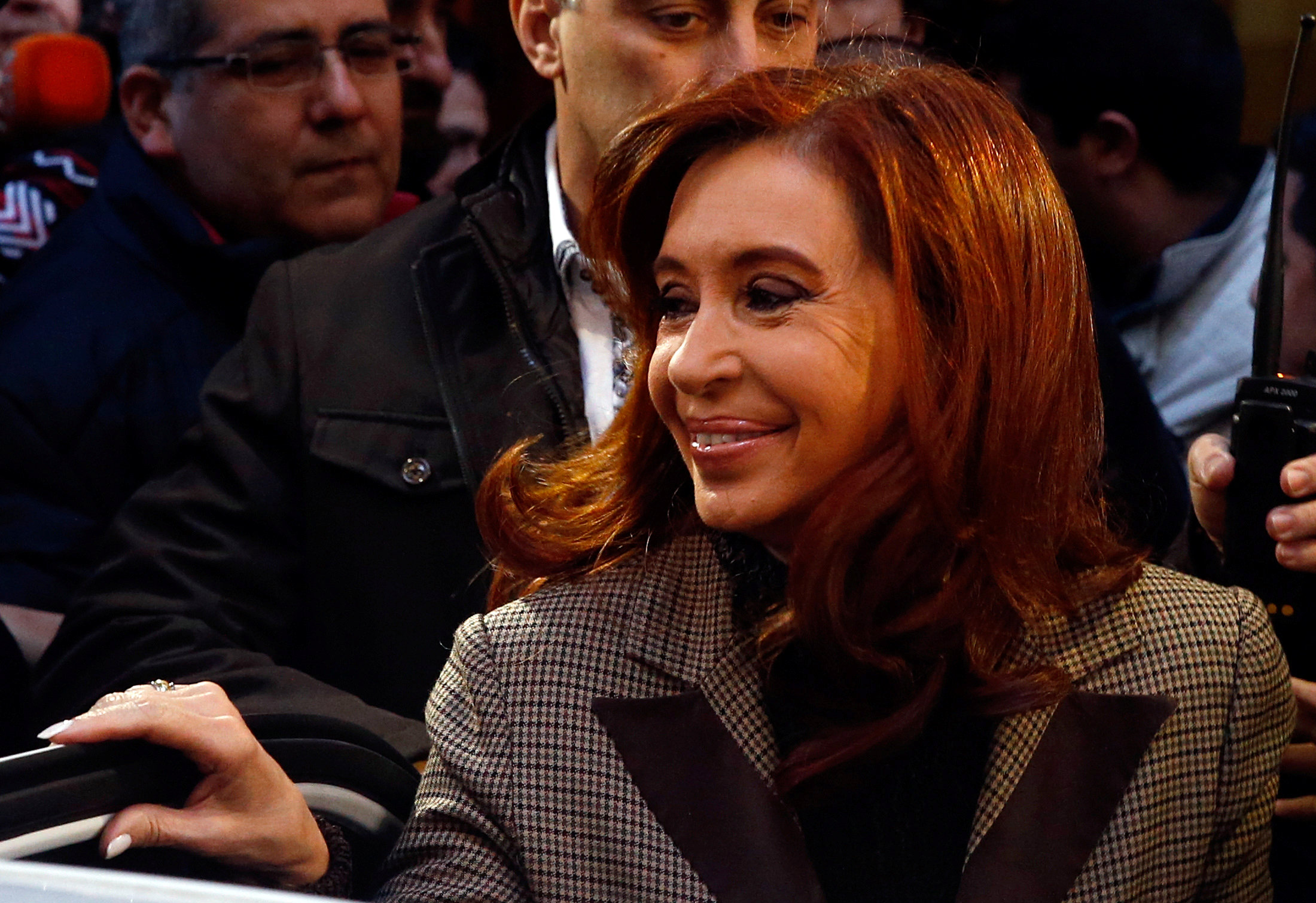 Justicia ordena congelar cuentas de Cristina Fernández por la causa “Dólar futuro”