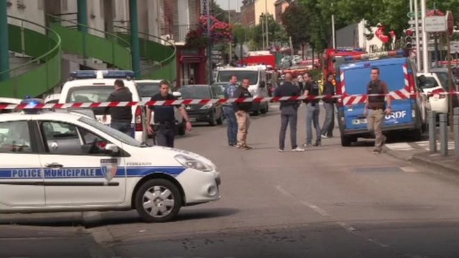 Otro rehén en estado crítico tras ataque contra iglesia francesa