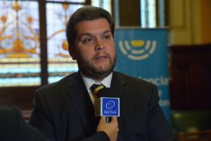 Eudoro González exige al director del Saime que restituya  su pasaporte