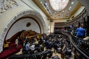 AN aprobó emplazamiento a Poderes para el cese de persecución política y la ejecución de elecciones
