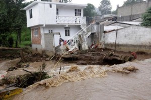 Al menos 40 muertos y miles de afectados tras pasar tormenta Earl por México