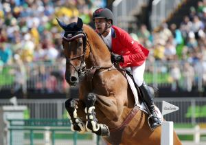 Pablo Barrios quedó eliminado en equitación durante Río 2016