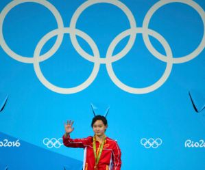 La china Qian Ren gana en plataforma y es la campeona más joven de #Río2016