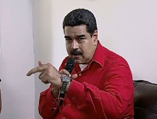 Maduro: Aquí nadie se para de la mesa de diálogo