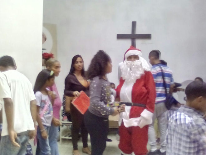 Casa Integral de Guatire celebró la navidad con los niños y adolescentes (FOTOS)