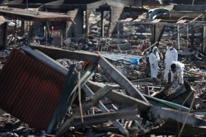 Asciende a 36 la cifra de muertes por explosiones en mercado de pirotecnia en México