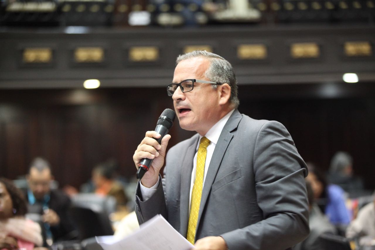 Francisco Sucre: Gobernador Rangel debe indemnizar a comerciantes afectados por saqueos