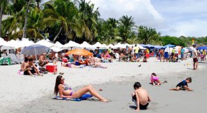 Disfrutar de un día de playa en Margarita cuesta al menos 15 mil bolívares