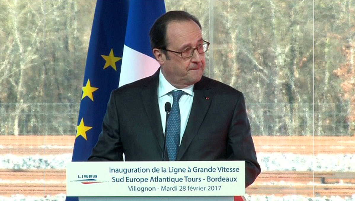 Guardia disparó su arma por accidente cerca del presidente francés Hollande (Video)