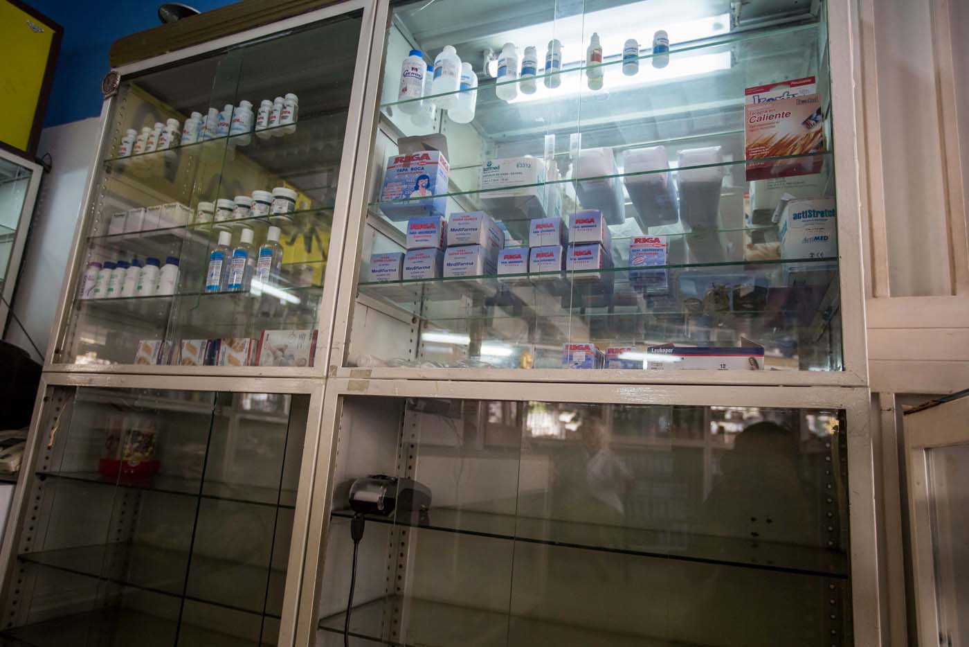 Aparecen medicinas a precios dolarizados en Venezuela