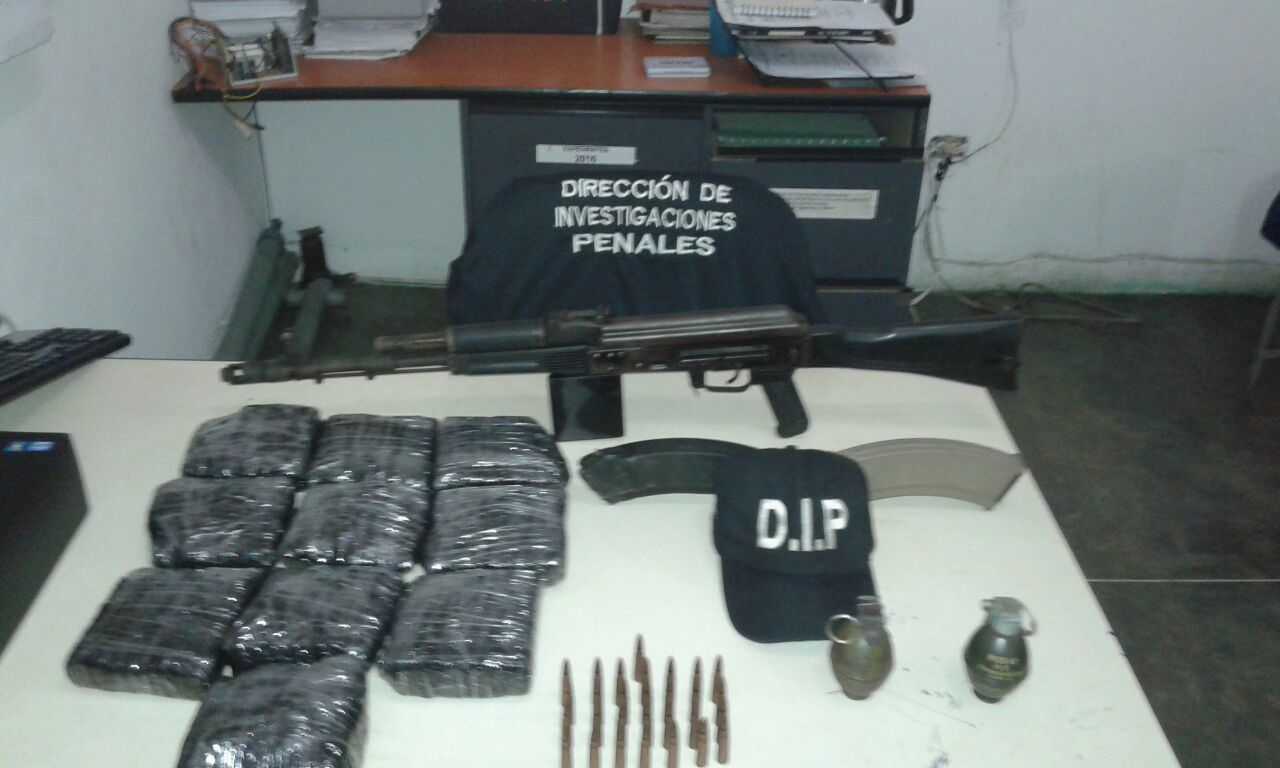 Detienen en Ocumare del Tuy a una sexagenaria y a un septuagenario tras incautarles armas y presunta droga