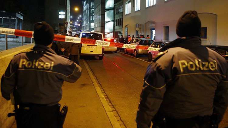 Dos muertos y un herido grave en un tiroteo en un café en Suiza