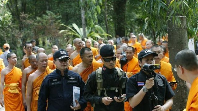 -templo-budista-policia