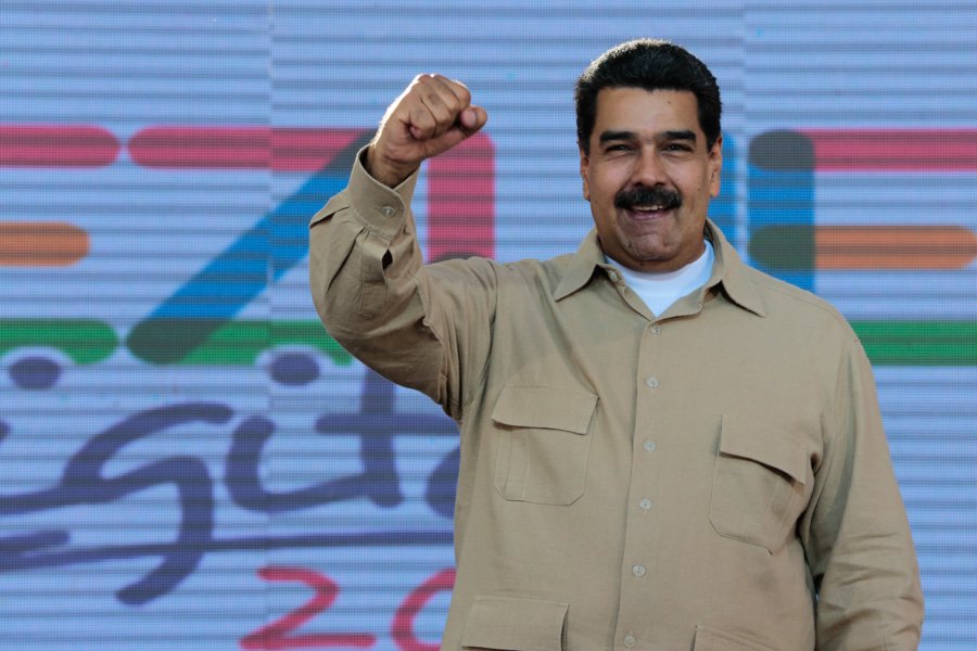 Maduro insiste que “impasse” entre Fiscal y TSJ fue resuelto “de manera impecable”