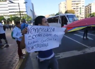 Manifestantes toman Altamira en rechazo a sentencia del TSJ (Video)