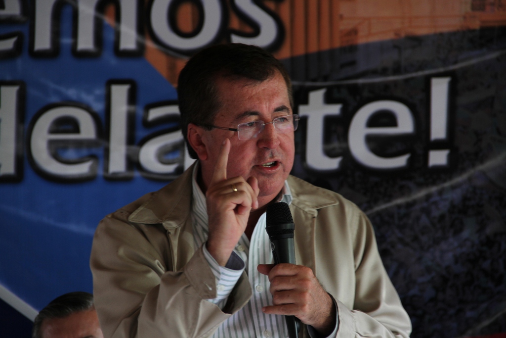 Pérez Vivas: Estamos a la espera que el oficialismo cese el golpe de Estado y respete la Constitución