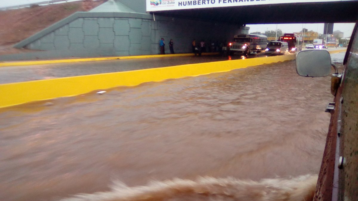 Así quedó Maracaibo tras el fuerte aguacero de este viernes (Fotos)
