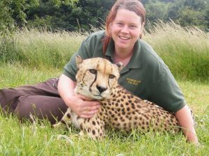 Tigre mata a cuidadora en zoológico británico