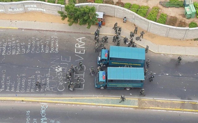 Represión en la URU / Zulia / Foto: @AleReportando