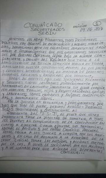 Carta de los funcionarios del Sebin, en El Helicoide / Foto Cortesía @jesusmedinae 