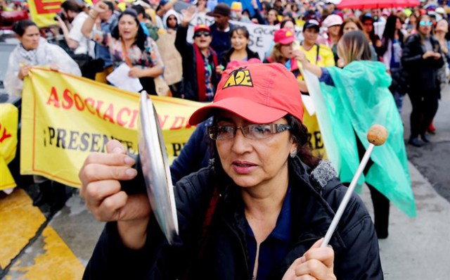 Huelga de maestros colombianos / EFE