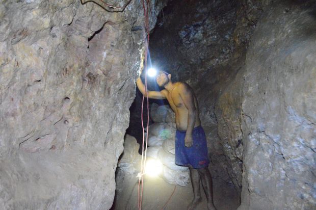 El alcalde de El Callao estima que 30 mil personas trabajan la minería ilegal en ese municipio del sur de Bolíva