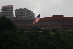 Embajada norteamericana en Caracas emite alerta de seguridad a sus ciudadanos en Venezuela tras el “ataque” contra Maduro