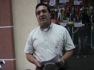 Luis Edgardo Mata: Maduro dirige al país hacia el despeñadero de la historia