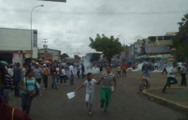 Reprimen con lacrimógenas a manifestantes en Apure / Foto: El Pitazo