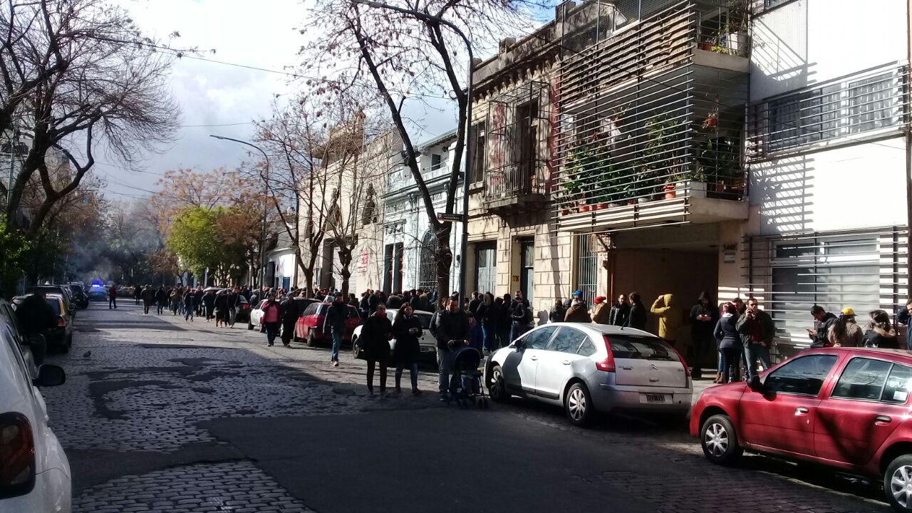 Venezolanos en Argentina salieron a votar en la consulta popular #16Jul
