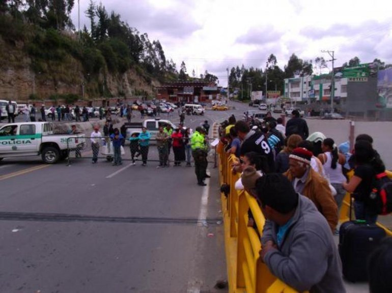 Ecuador niega que haya prohibido entrada de 800 venezolanos