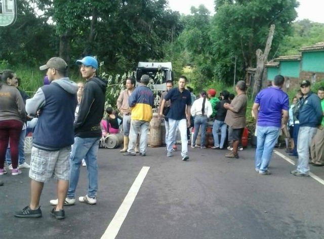 Protestas por escasez de gas doméstico en Táchira #6Jul