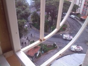 GNB reprime en residencias de Los Nuevos Teques #20Jul (Fotos + Videos)