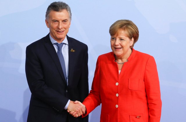 Mauricio Macri, presidente de Argentina con Angela Merkel anfitriona del G20 en Hamburgo,Alemania (Foto Reuters)