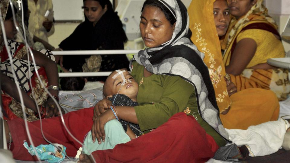 Investigan la muerte de casi medio centenar de niños en un hospital en India