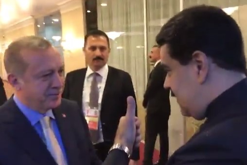 ¡IMPEORABLE!… Maduro y Erdogan en lenguaje de señas chinchurrio (VIDEO)