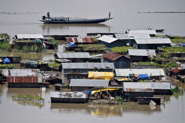 south-asia-flood-nepal-india-pakistan-bangladesh-23-59a902385ef9b__880
